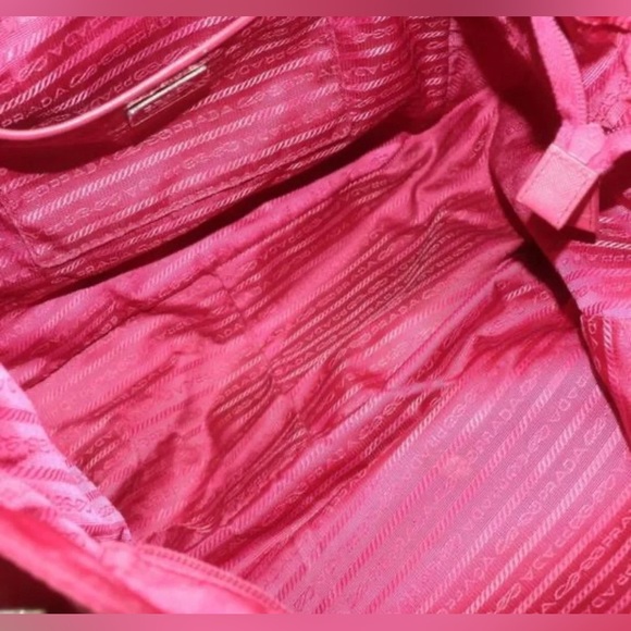 Authentic Prada Handbag, Crossbody Bag, Travel Bag, Tote, with crossbody strap - Picture 9 of 11